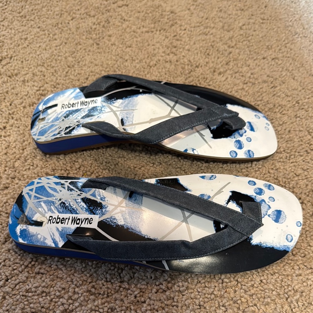 Robert Wayne Black and White Swim Sandals